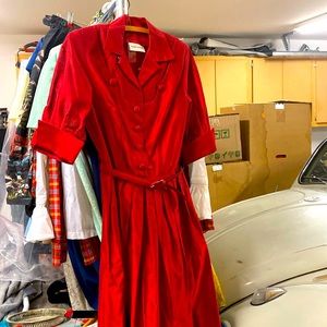 This came from a storage unit that was unclaimed. 1950 Toni Todd dress.